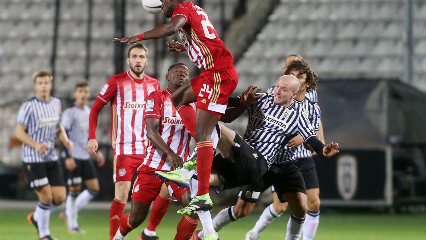 Τεράστιο λάθος αμυντικών και Πασχαλάκη, 1-1 ο Ολυμπιακός