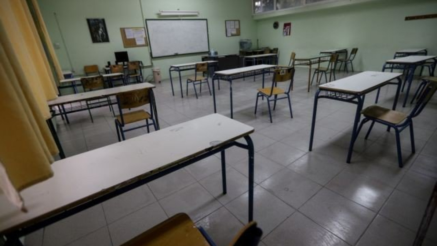 Κεραμέως: «Καμία συζήτηση για άνοιγμα γυμνασίων και λυκείων»