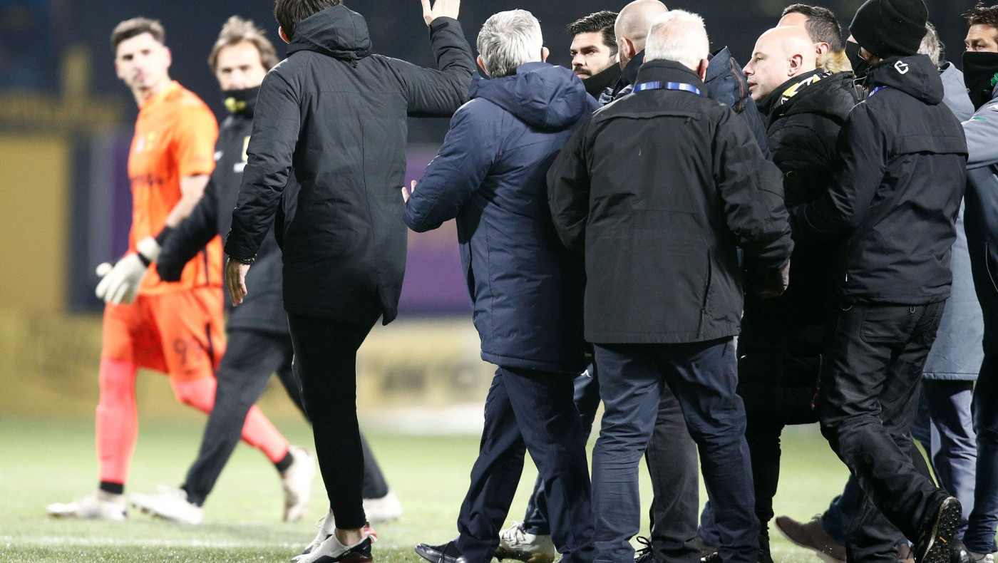 Σκέφτεται καταγγελία για Μπόλονι ο Άρης