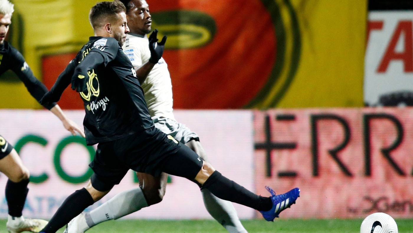 Άρης-ΑΕΚ: Η αγωνία του Καρυπίδη και οι αθέατες αντιδράσεις