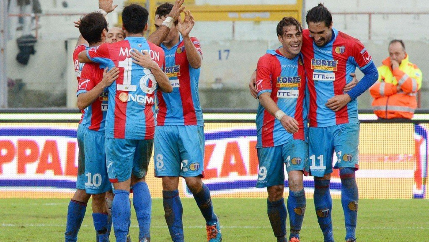 Δύο, συν ένας, άσοι