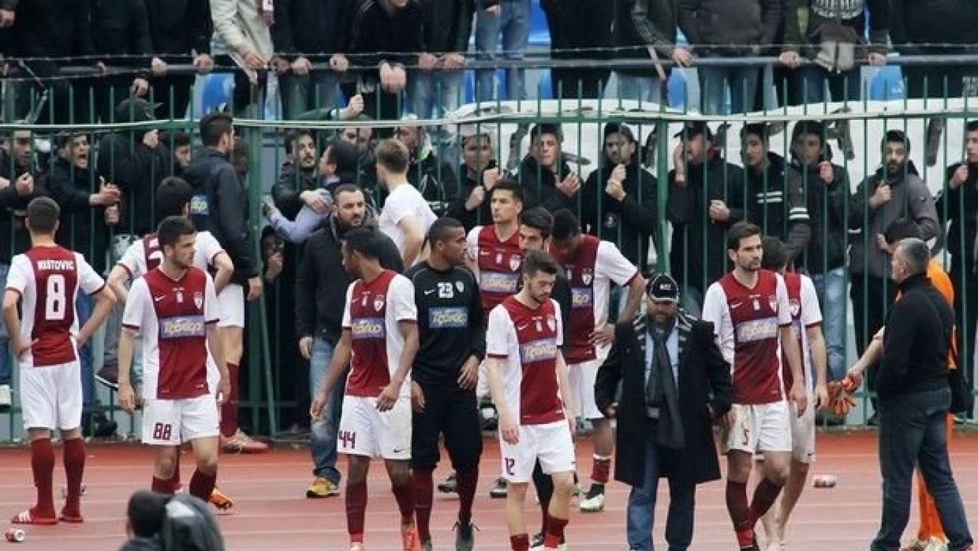 Τα… έψαλλαν στους παίκτες της Λάρισας! (pics)