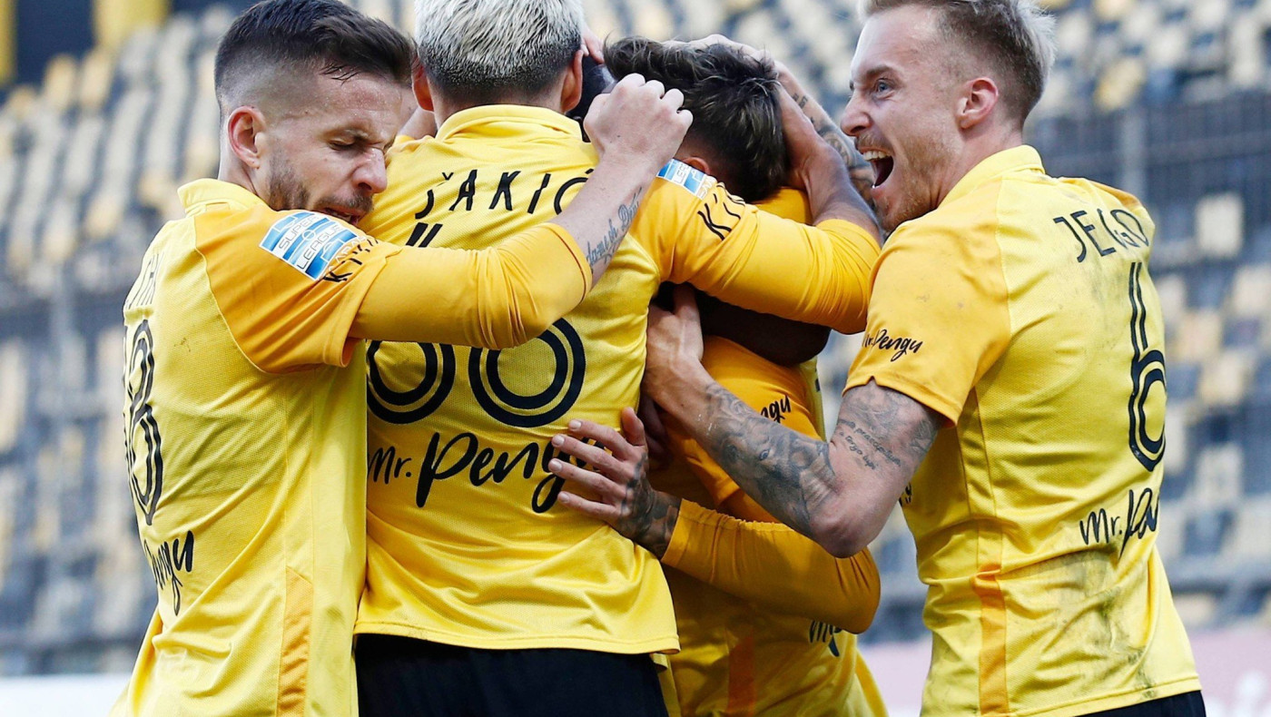 Άρης: Μονόδρομος η νίκη στη Ριζούπολη, τα πλάνα ενδεκάδας του Μάντζιου