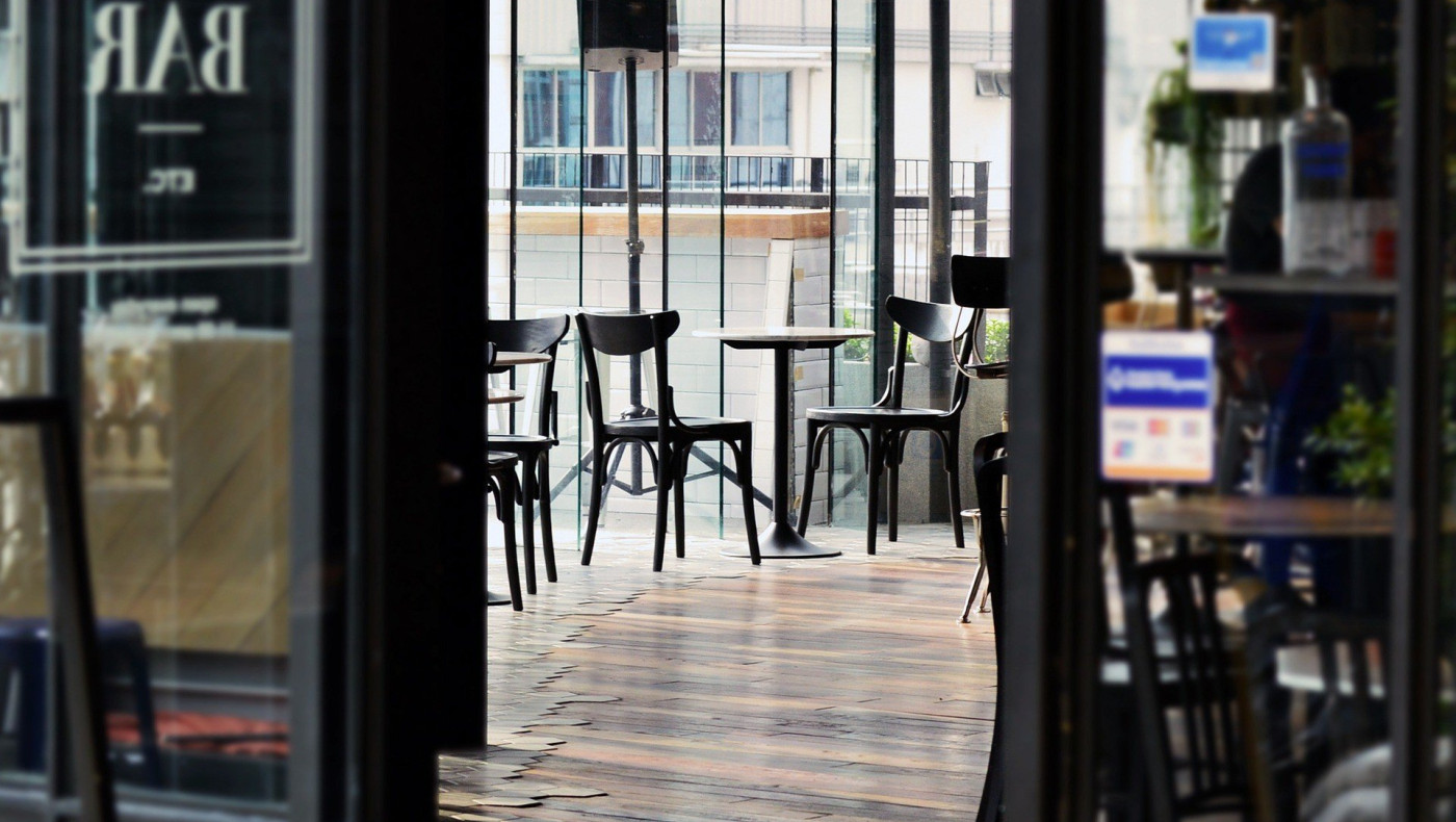 Το άνοιγμα της εστίασης φέρνει ανατροπές στην απαγόρευση κυκλοφορίας