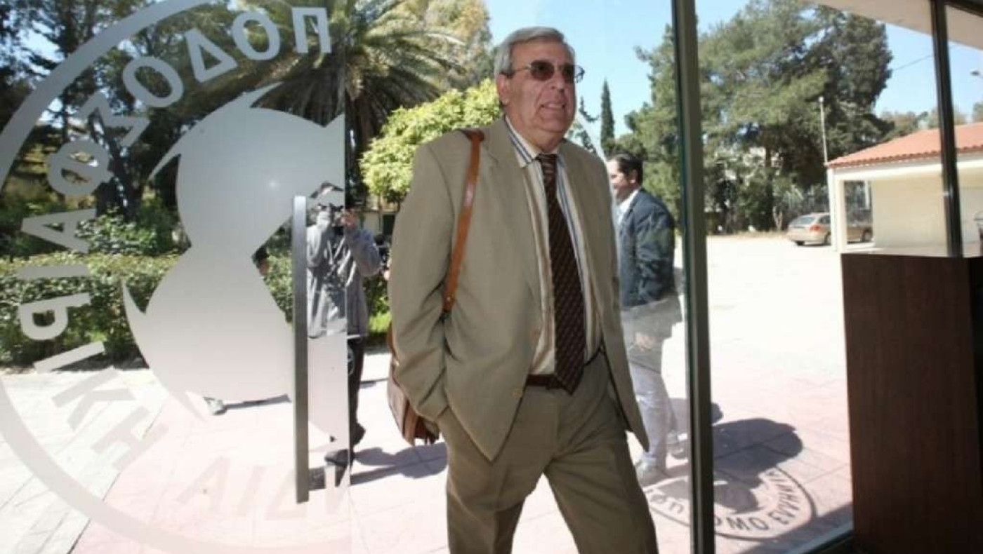 «Ντρέπομαι για την κυβέρνηση, δεν γίνεται να παρεμβαίνει στο αυτοδιοίκητο της ΕΠΟ»