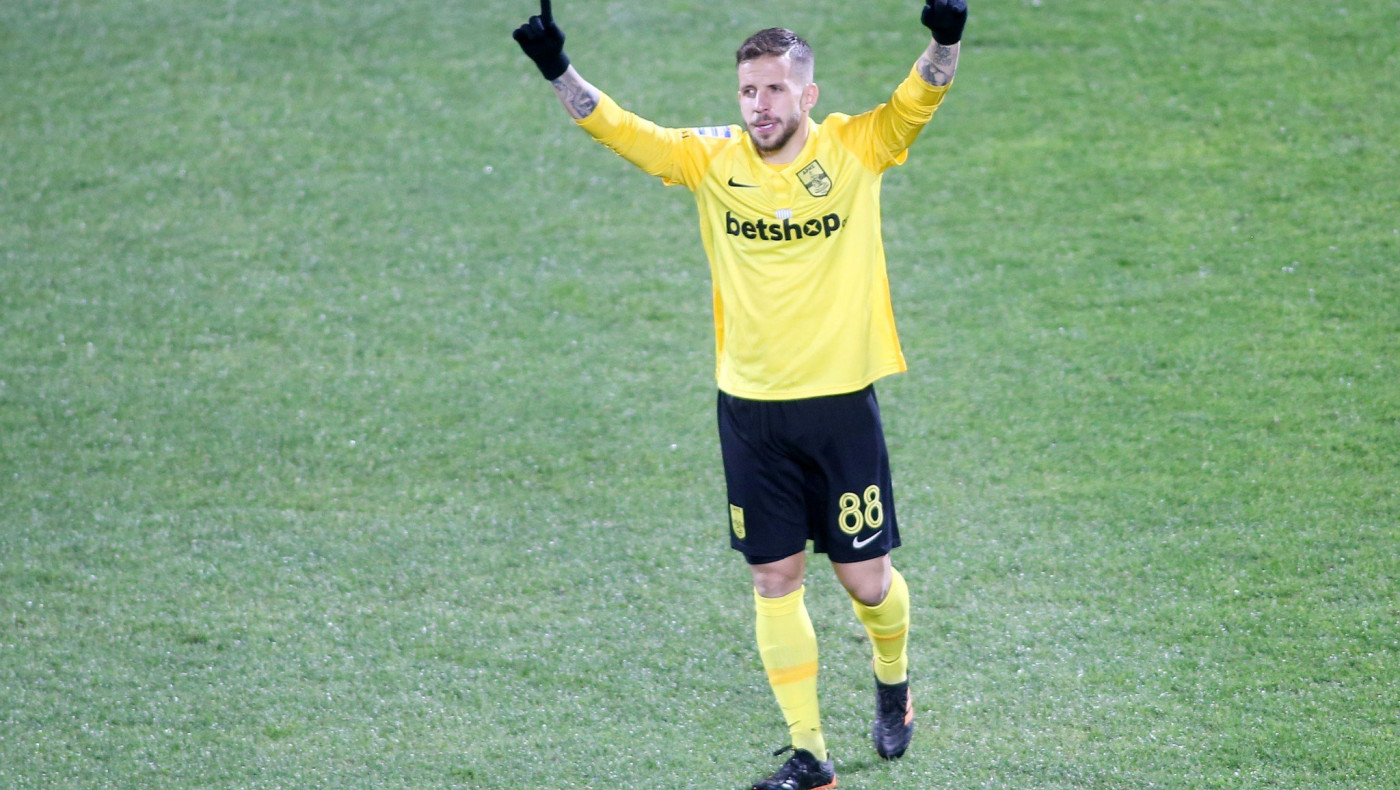 Σάσα: «Το αγαπημένο μας σκορ είναι το 5-0, αν χρειαστεί θα παίξω και φορ»