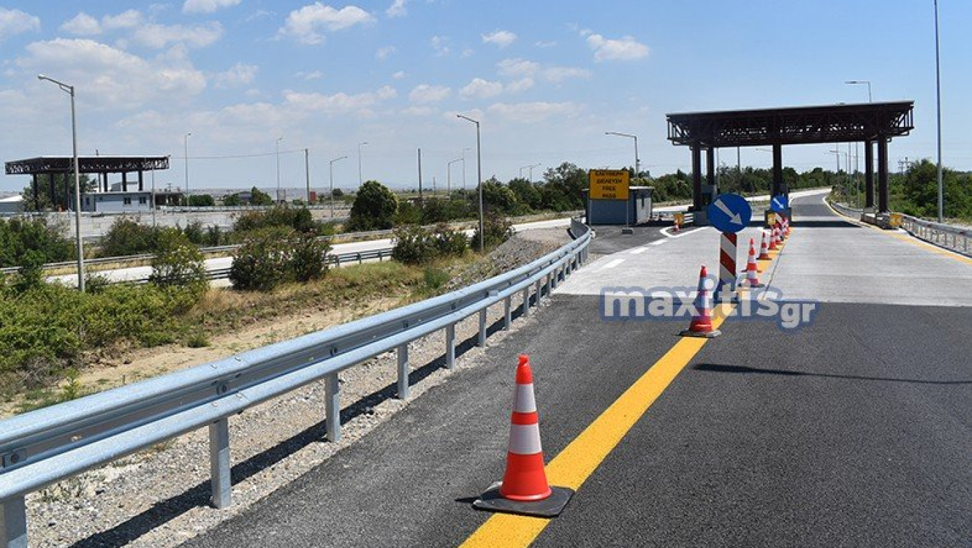 Κόμβος Πολυκάστρου: «Πάγωσε» η λειτουργία των πλευρικών διοδίων