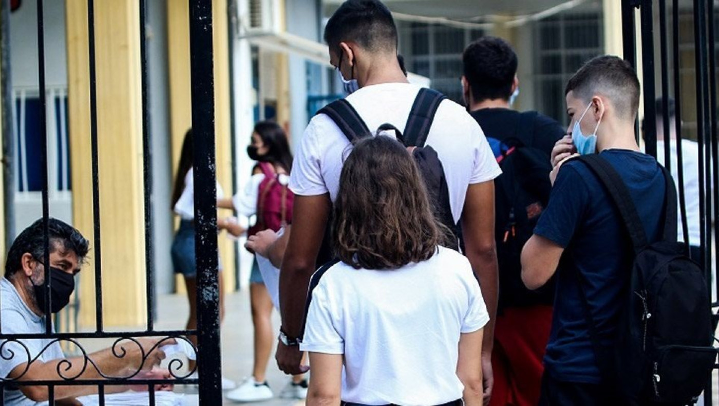 Μακρή: «Συγκεκριμένος ο χρόνος επιστροφής των μαθητών στο σπίτι»