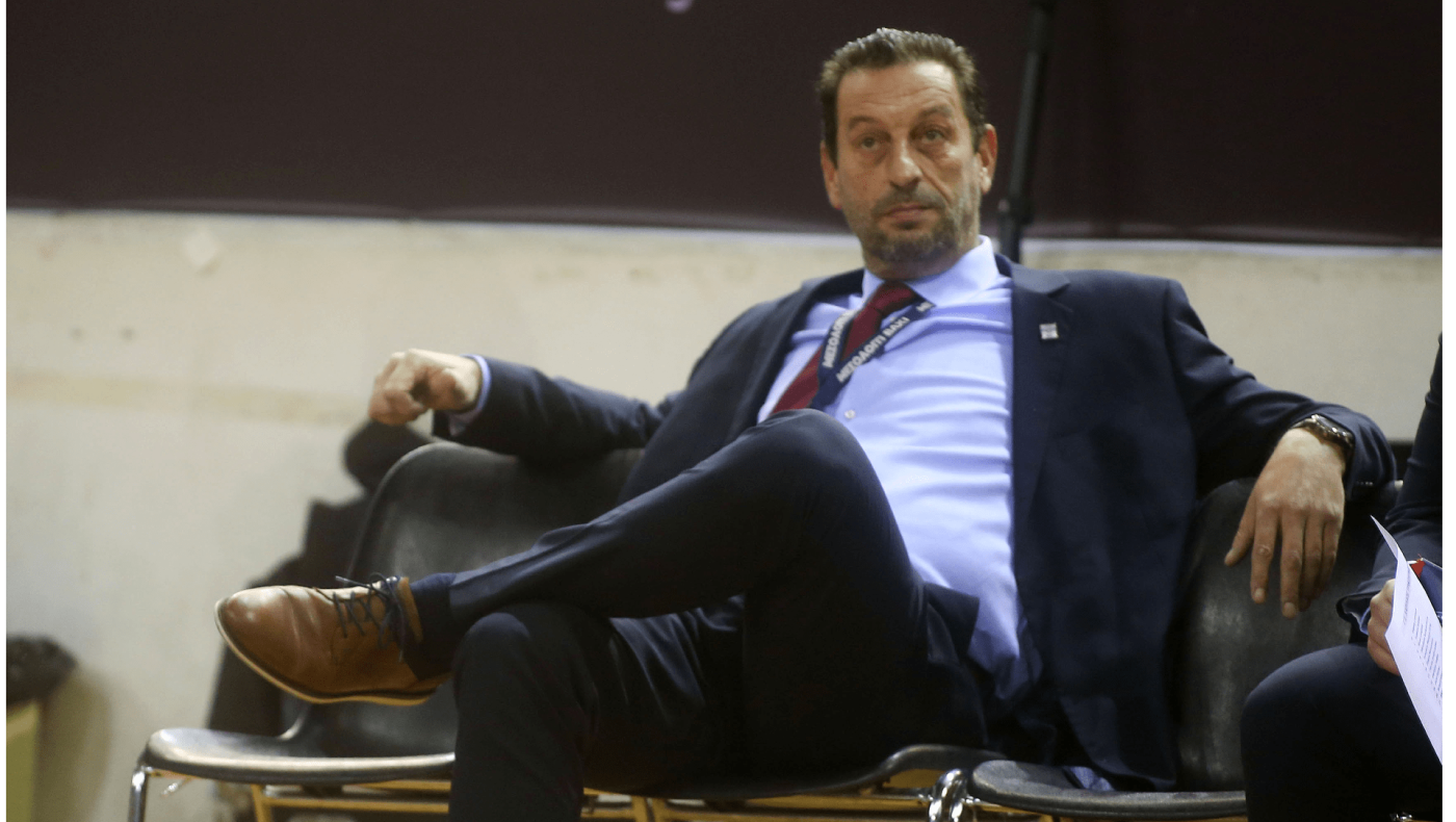 Καλαμπάκος: «Παραιτούμαι, κάποιοι παίκτες δεν κάνουν για μπάσκετ!»