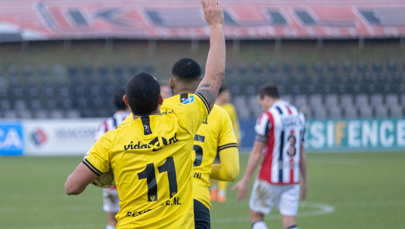 Ο Γιακουμάκης «σπάει» το ένα ρεκόρ μετά το άλλο στην Ολλανδία