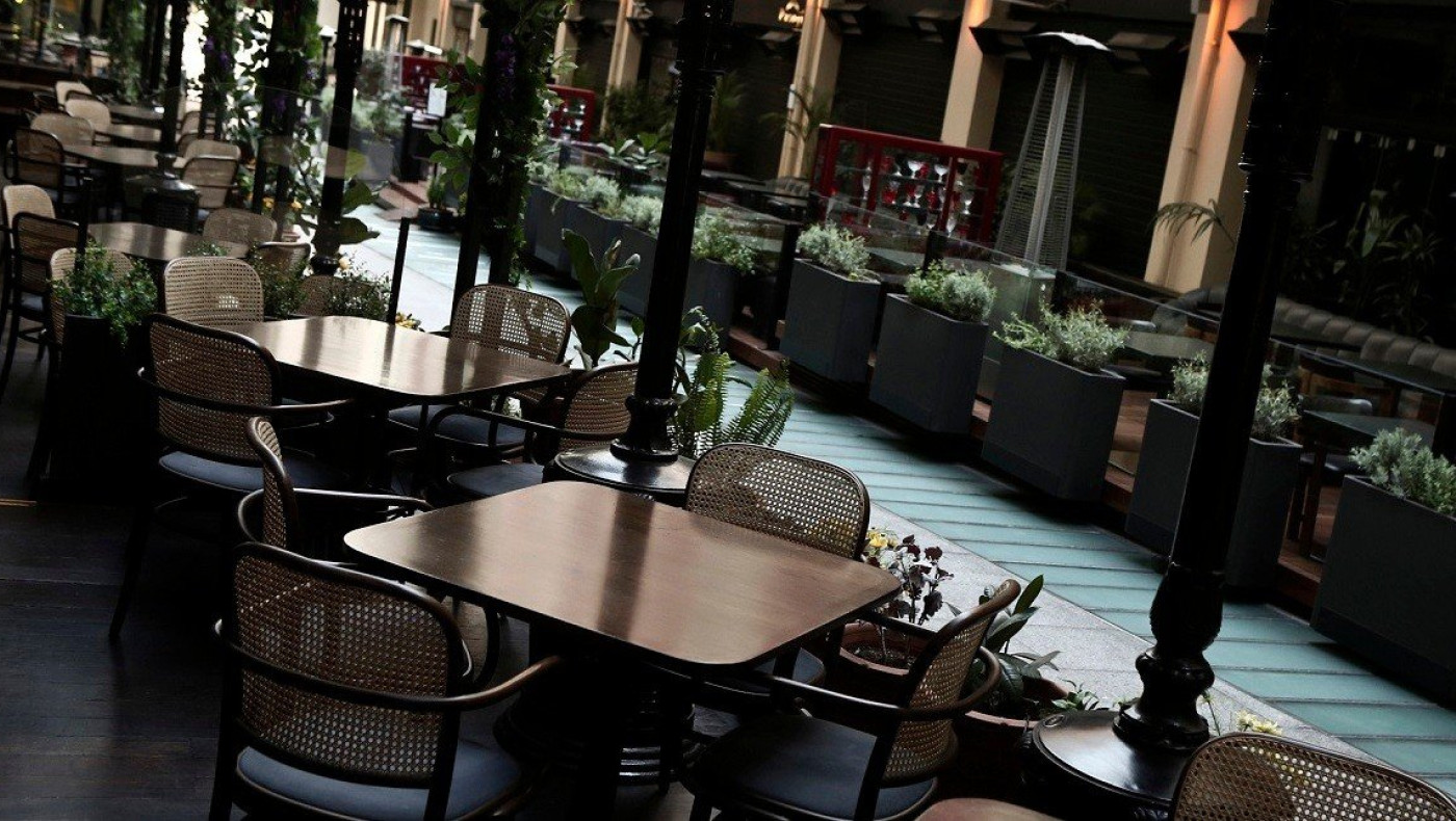 Χαλκιδική: «Καμπάνα» 5.000 ευρώ και αναστολή λειτουργίας σε καφέ-μπαρ χωρίς αντισηπτικά