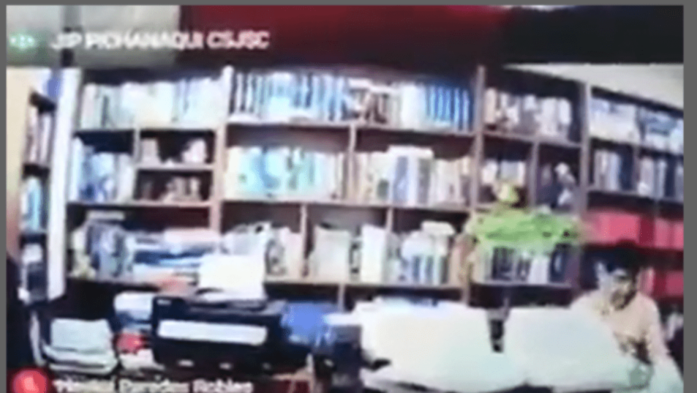 VIRAL: Δικηγόρος στο Περού έκανε σεξ την ώρα ακροαματικής διαδικασίας!