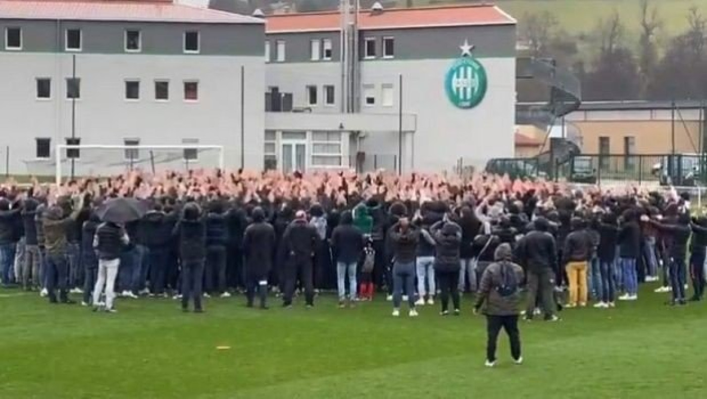 Δεν είναι μόνο η Μαρσέιγ! Οπαδοί της Σεντ Ετιέν εισέβαλαν στο προπονητικό κέντρο!