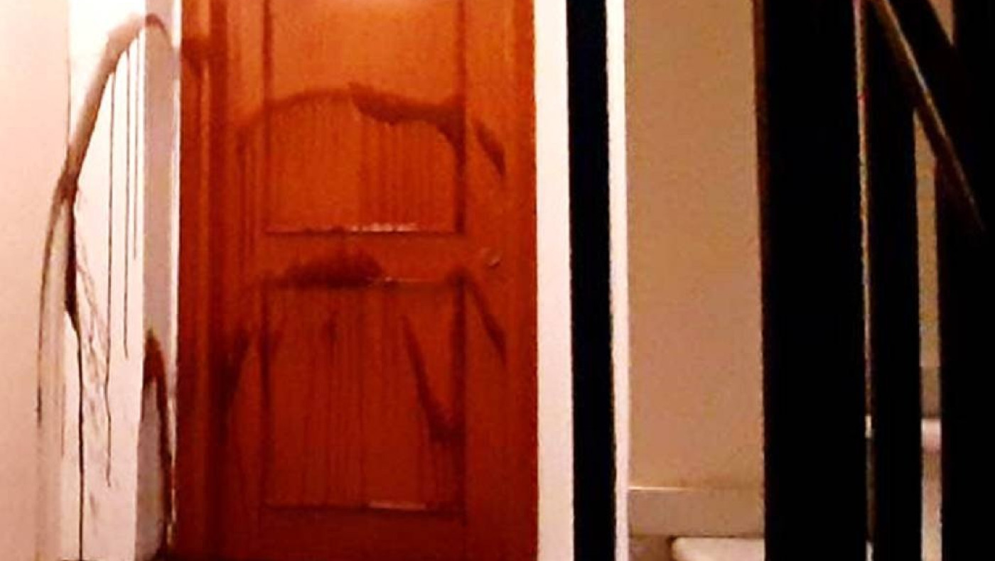 Μπογιές και τρικάκια στην τοπική οργάνωση ΝΔ Καλαμαριάς