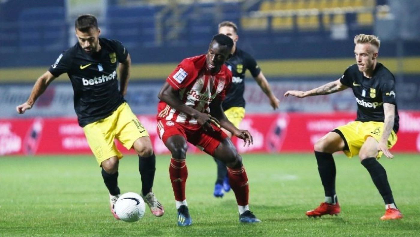 Ζήτησε VAR ο Άρης με Ολυμπιακό!