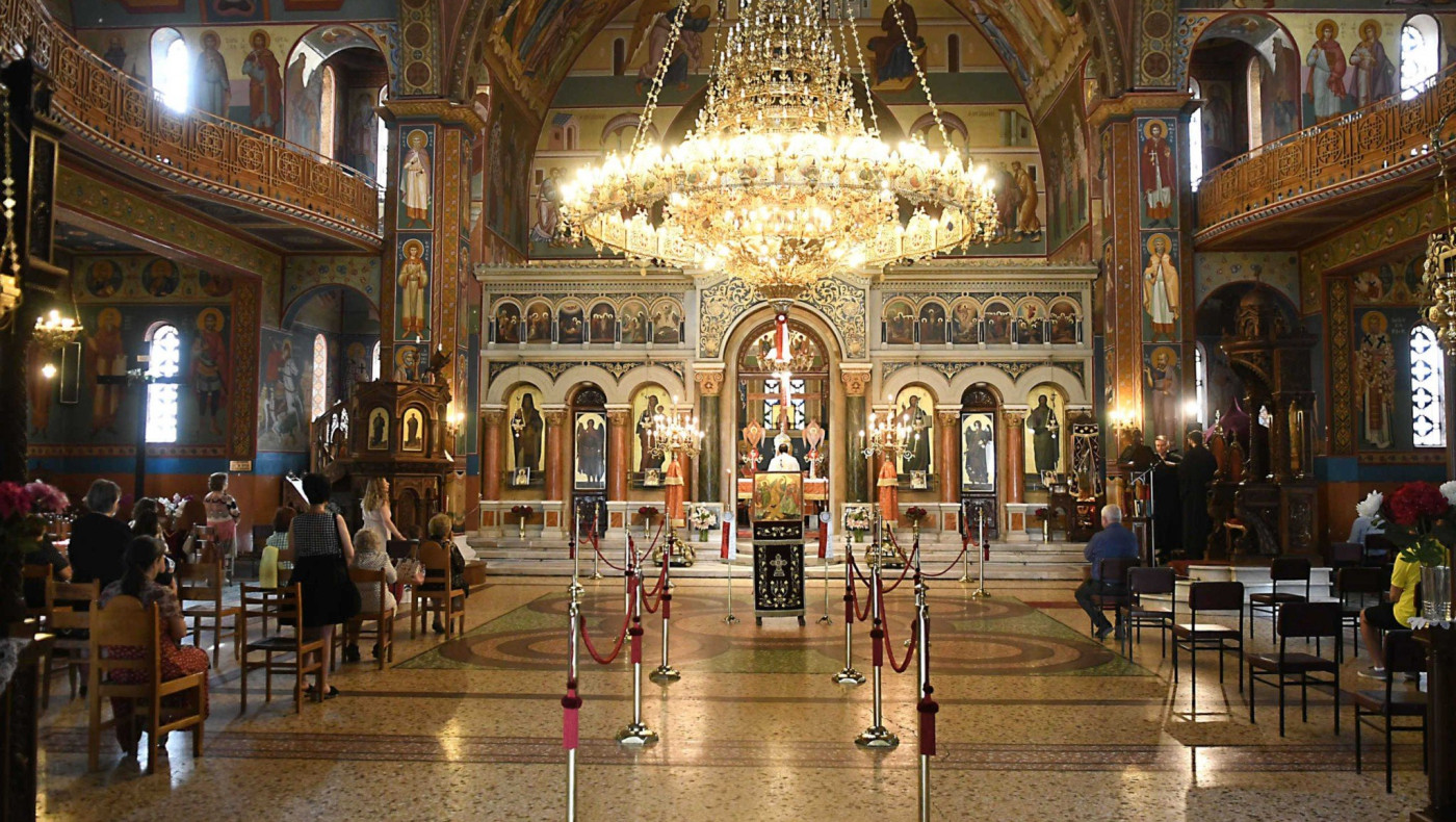 Αδιόρθωτοι: Πρόστιμα σε δύο ιερείς για συγχρωτισμό στους ναούς