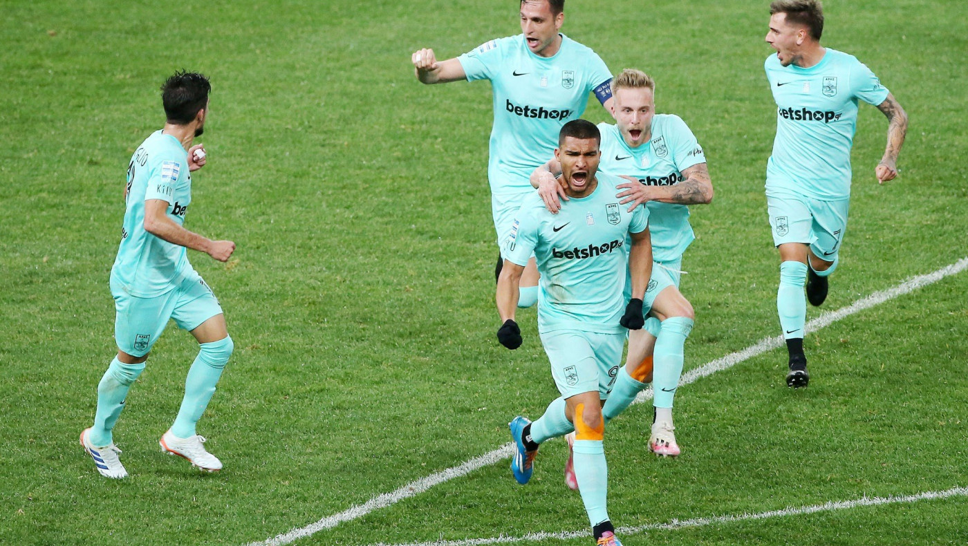 Αρχηγική εμφάνιση