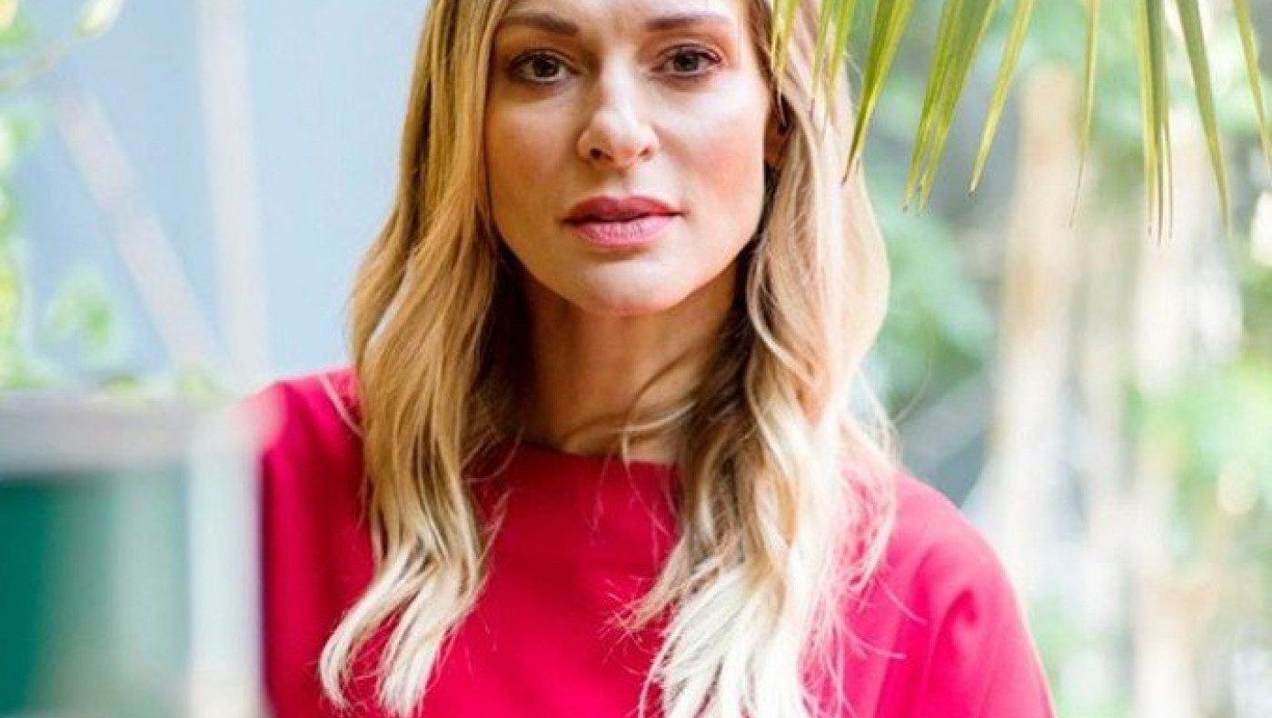 Ζέτα Δούκα για Μενδώνη: «Παγκόσμια ημέρα κωλοτούμπας»