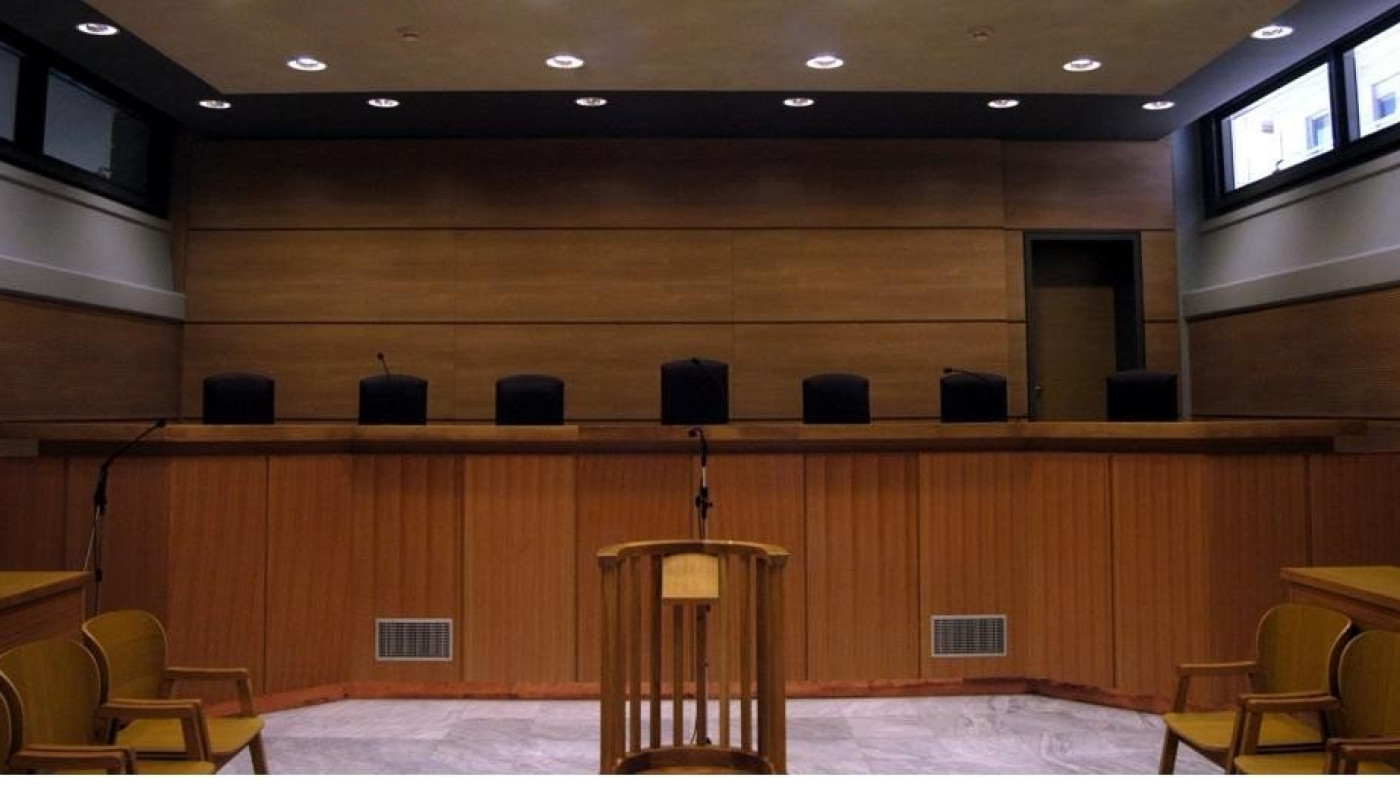 Ελεύθερη η καθηγήτρια για την αποπλάνηση του μαθητή της