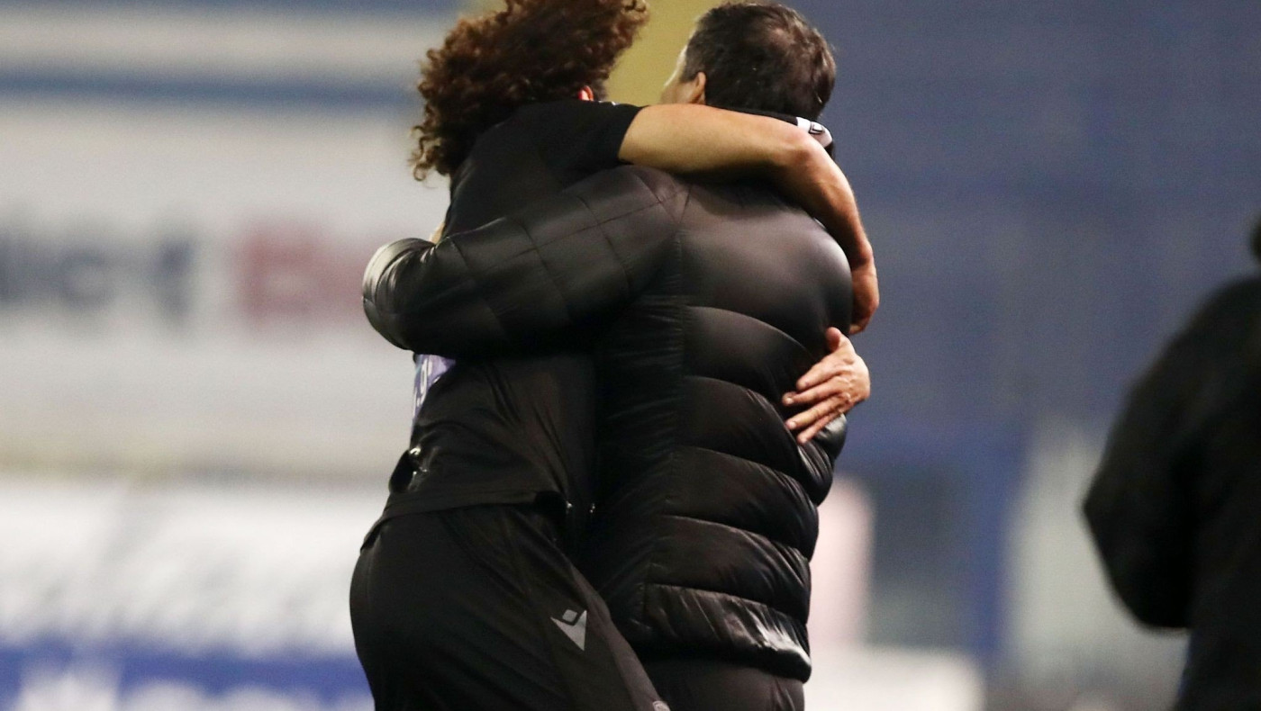 Το «δέσιμο» Γκαρσία - Ουάρντα και η ανάρτηση της Λάουρας!