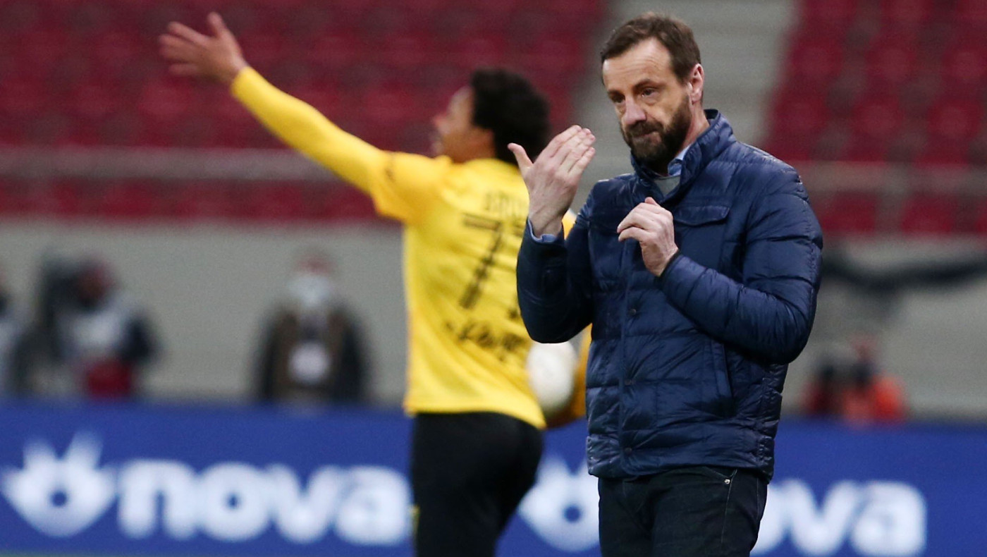 Άρης: «Κλειδώνει» η παραμονή του Μάντζιου