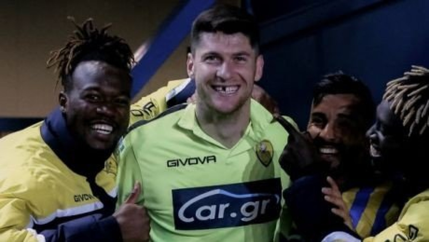 Ο Μελίσσας έχασε το δόντι του και σκεφτόταν τι θα πει η μητέρα του