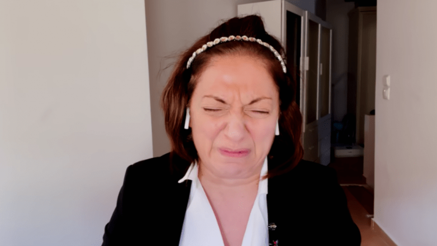 Η Μουτίδου τρολάρει τη Μενδώνη: «Δεν ήξερα καν τον πρωθυπουργό»