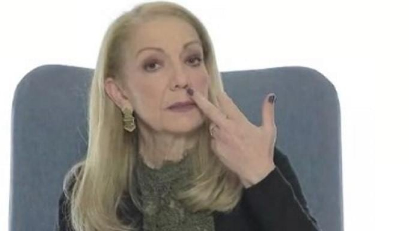 Πέμη Ζούνη: Μου έριξε χαστούκι στην σειρά και μου άνοιξε η μύτη