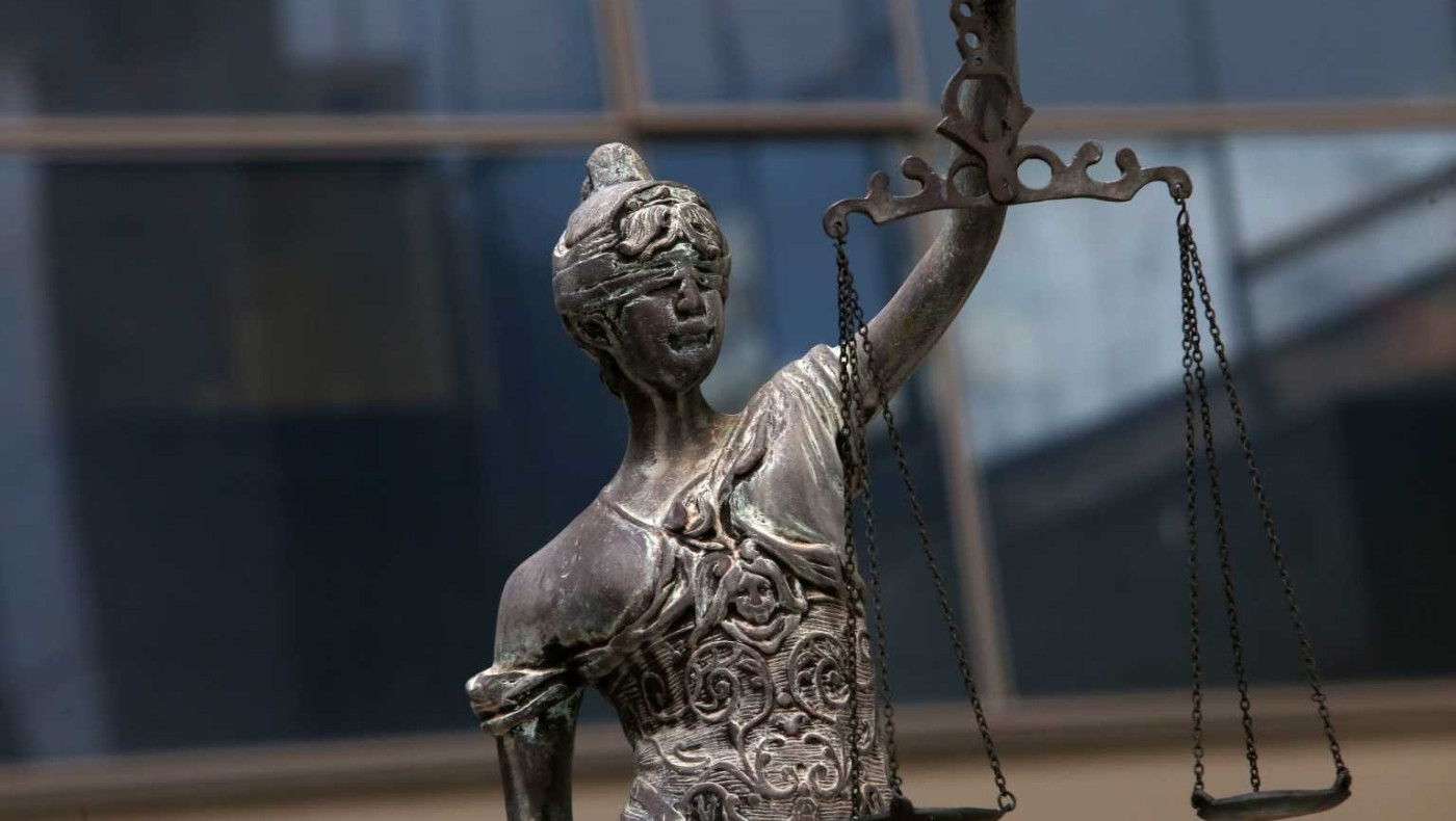 Άνδρας πλήρωσε αποζημίωση 6.000 ευρώ στη γυναίκα του για δουλειές του σπιτιού!