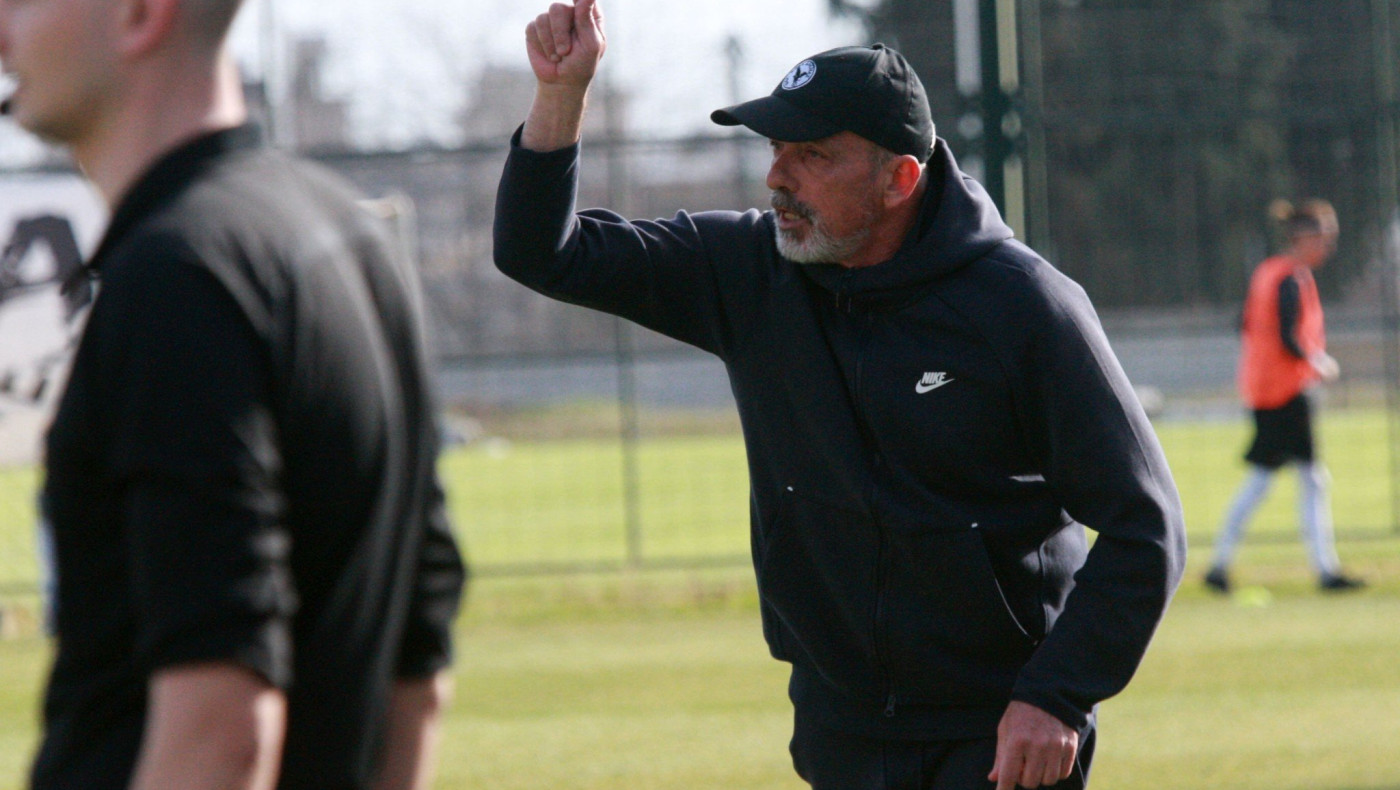 Κολιτσιδάκης: «Γι' αυτό άρχισα στα 22 μου το ποδόσφαιρο-Ζεσταίνεται η Δόξα»