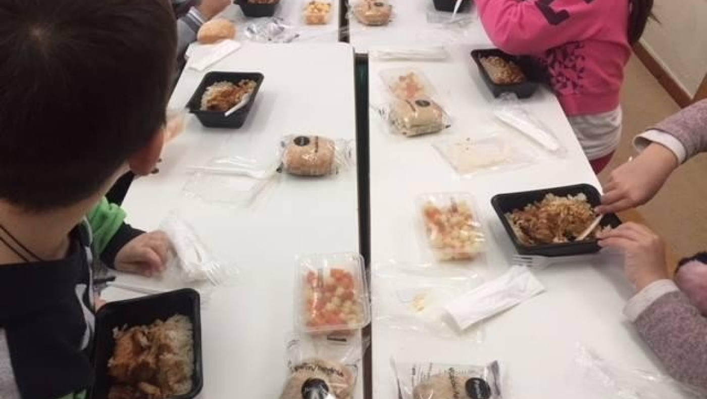 ΑΠΙΣΤΕΥΤΟ: Σταματούν τα σχολικά γεύματα λόγω... κωλύματος στο νέο διαγωνισμό