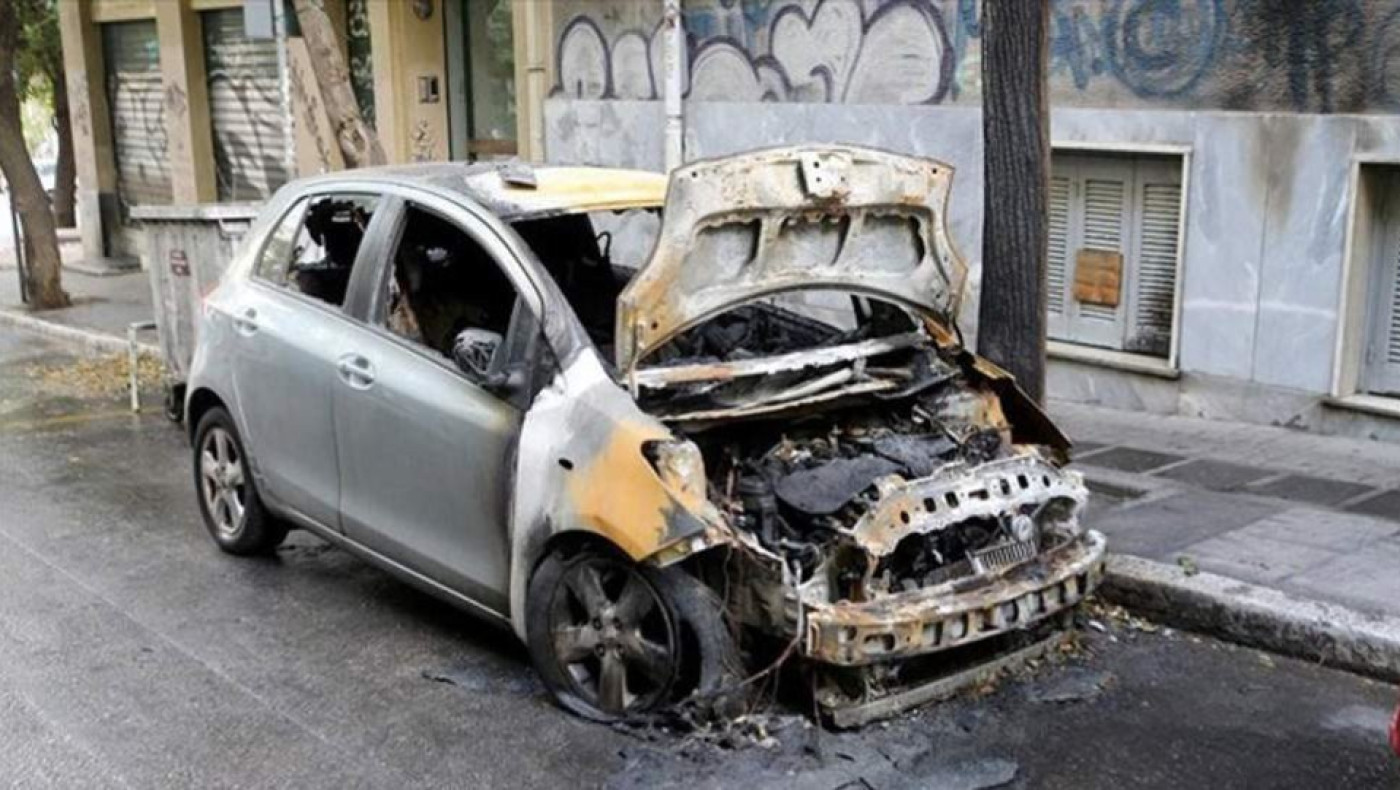 Θεσσαλονίκη: Εμπρησμός σε όχημα του υπουργείου Εργασίας