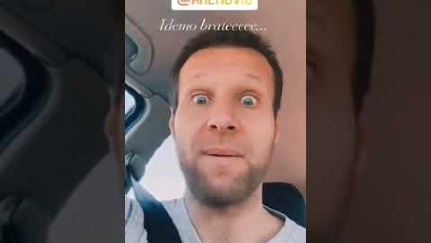 Ο Μουσλίμοβιτς τραγουδάει... Ρέμο!