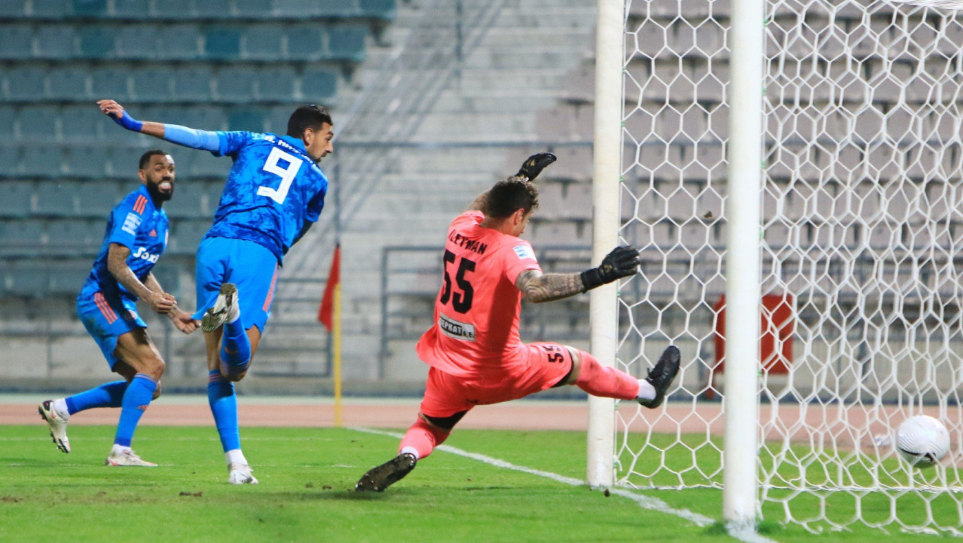 Απίστευτος Κλάτενμπεργκ: «Σωστά μέτρησε το γκολ του Ολυμπιακού!»