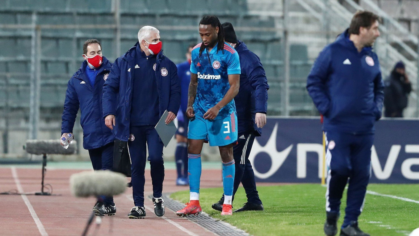 Τραυματίστηκε ο Σεμέδο, «πονοκέφαλος» ενόψει Άρη