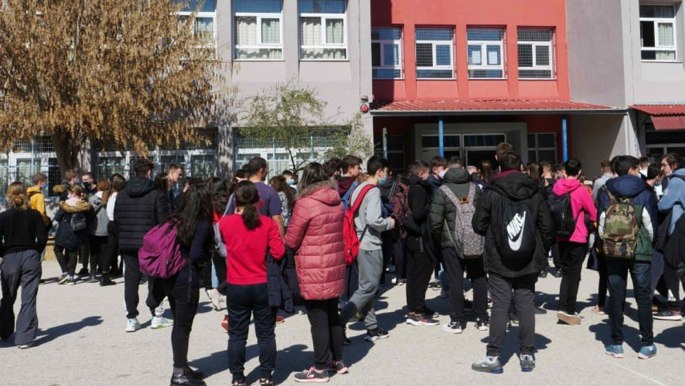 Ταρακουνήθηκε η Λάρισα, εκκενώθηκαν σχολεία