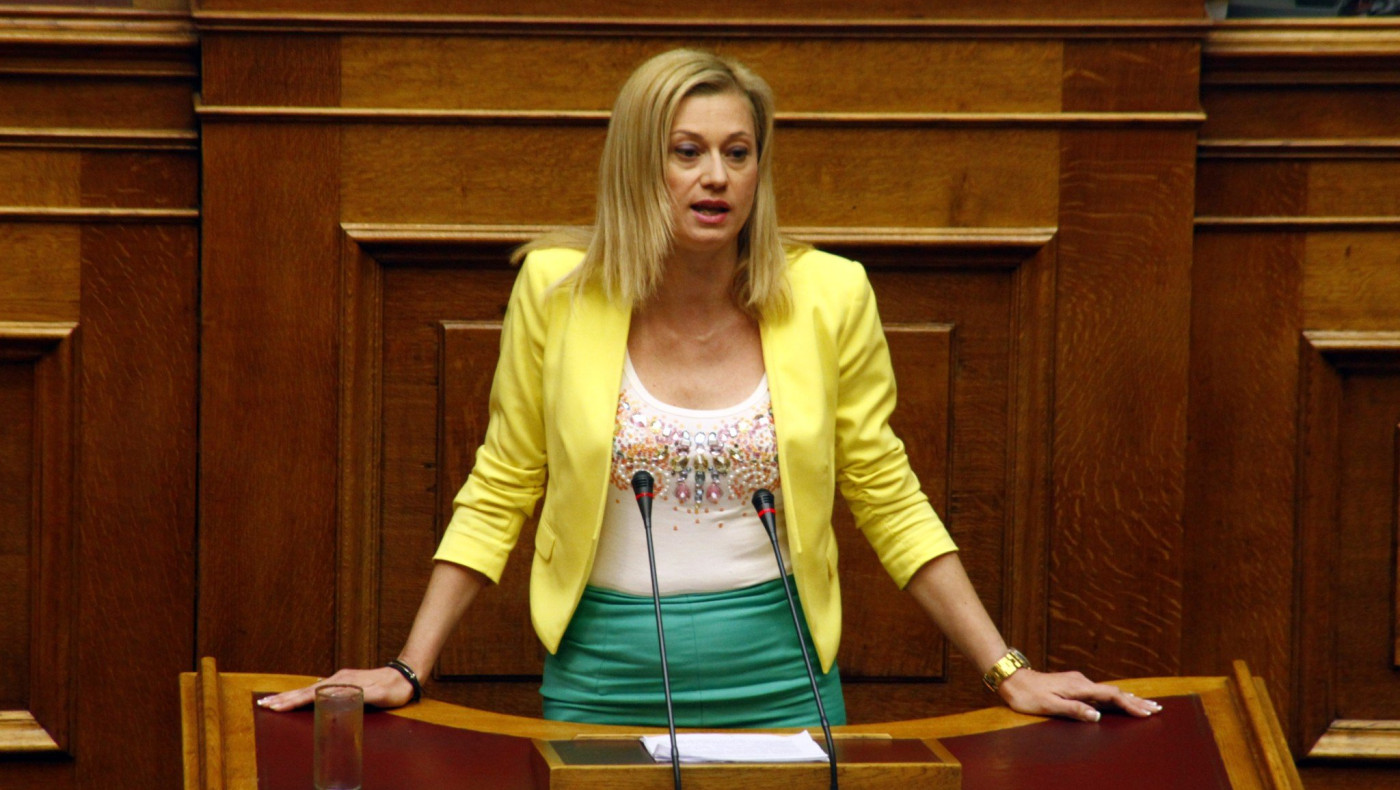 Ραχήλ Μακρή: "Είμαι γκαζοφονιάς κι ακούω Παντελίδη!"