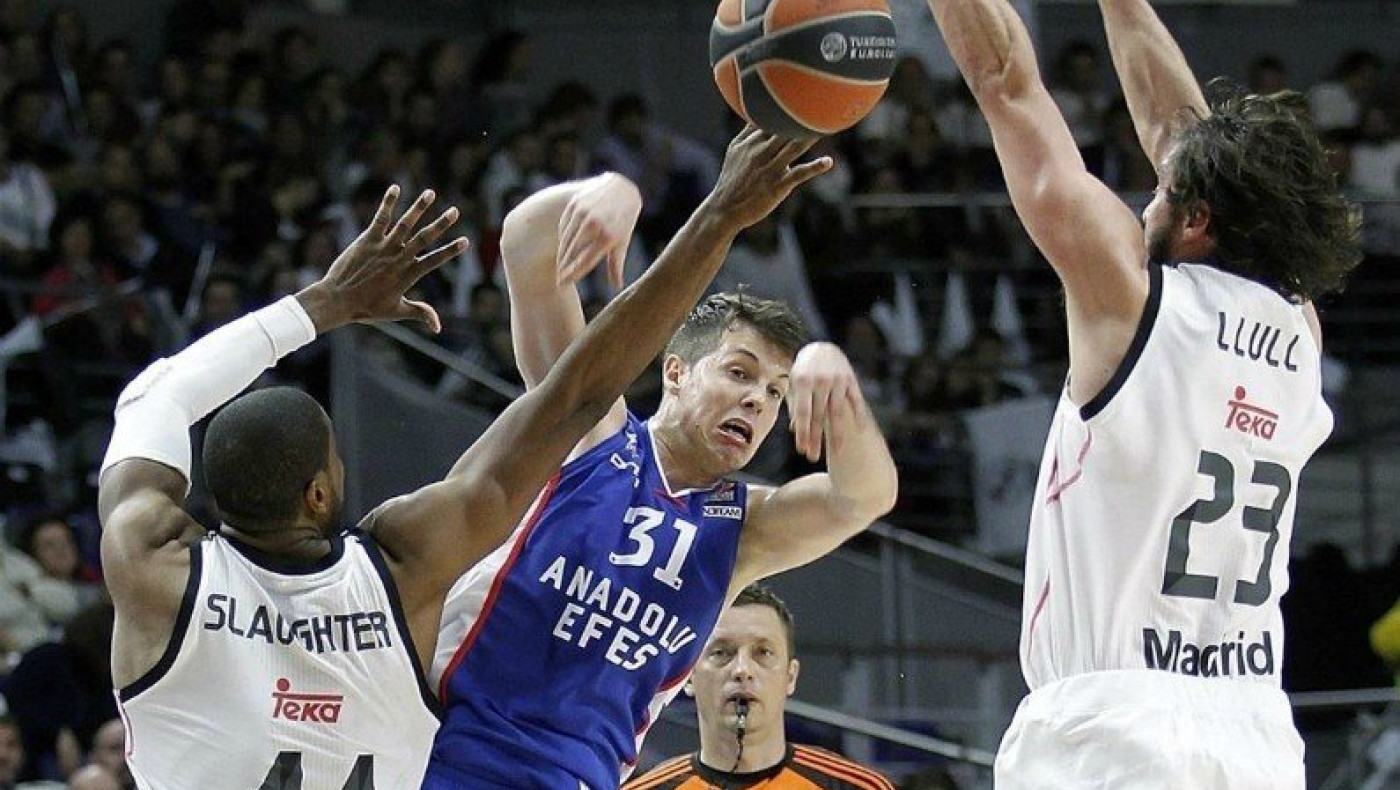 Ματσάρα με νικήτρια τη Ρεάλ!