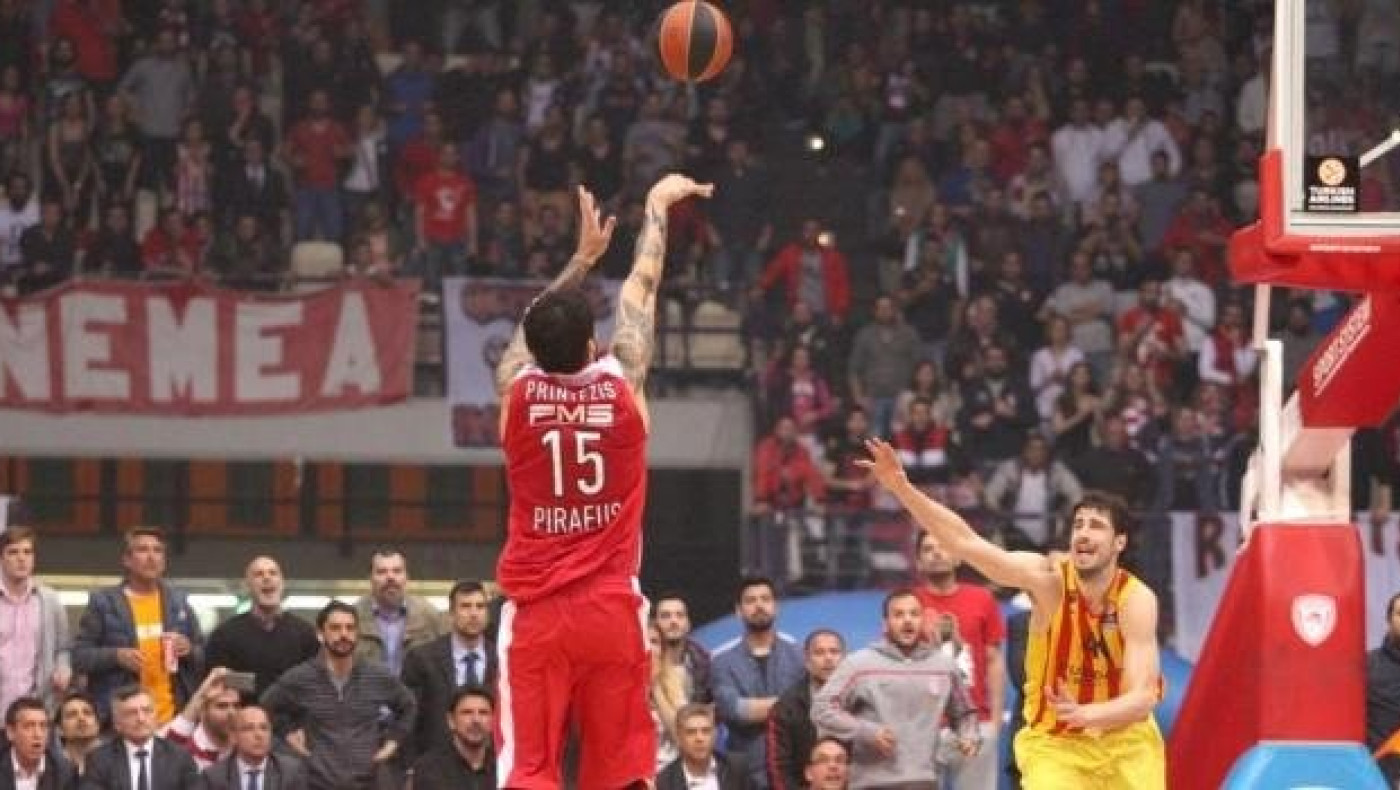 To buzzer beater του Πρίντεζη 