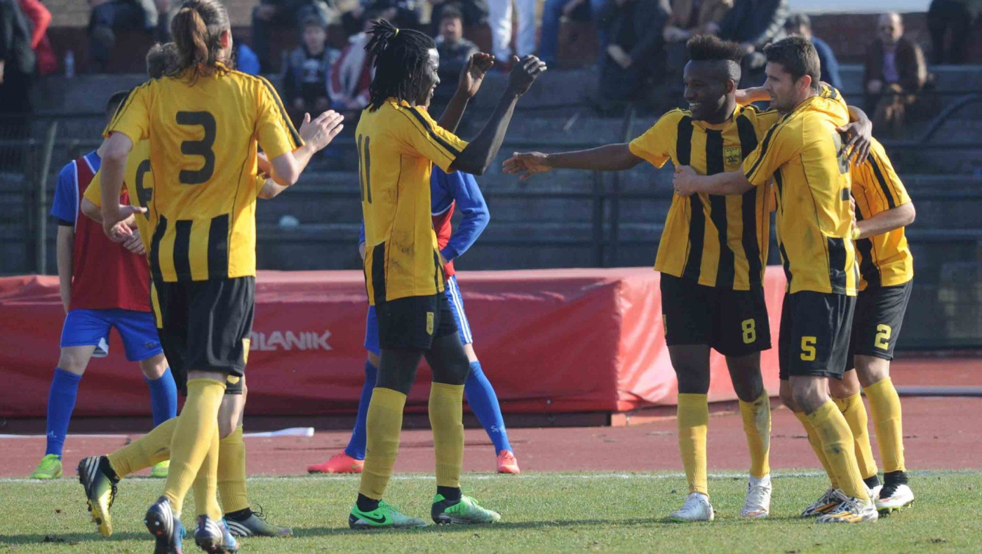 Μπάχαλο με την ημέρα διεξαγωγής των αγώνων σε «Βικελίδης» και Καβάλα