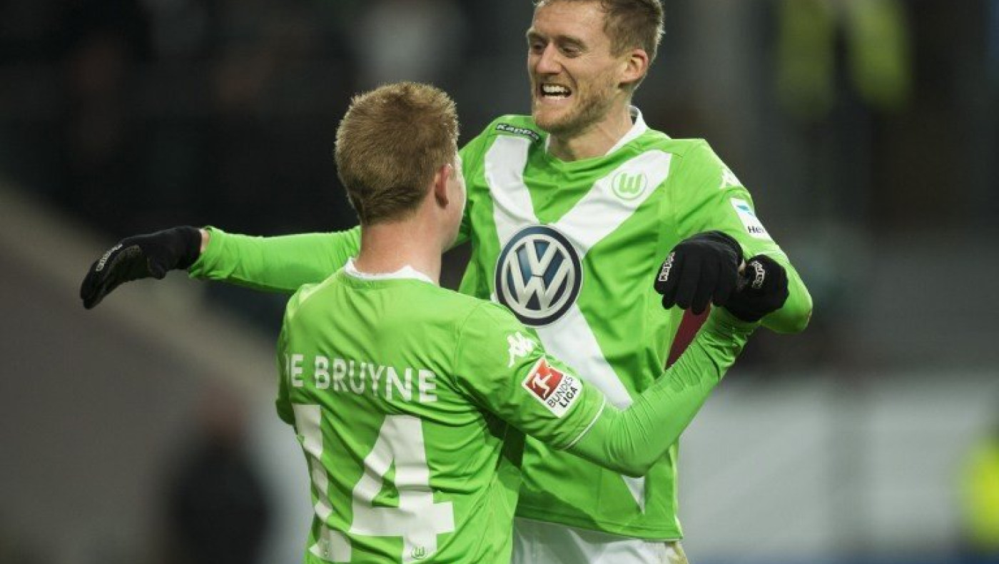 Δαγκώνουν οι «λύκοι»