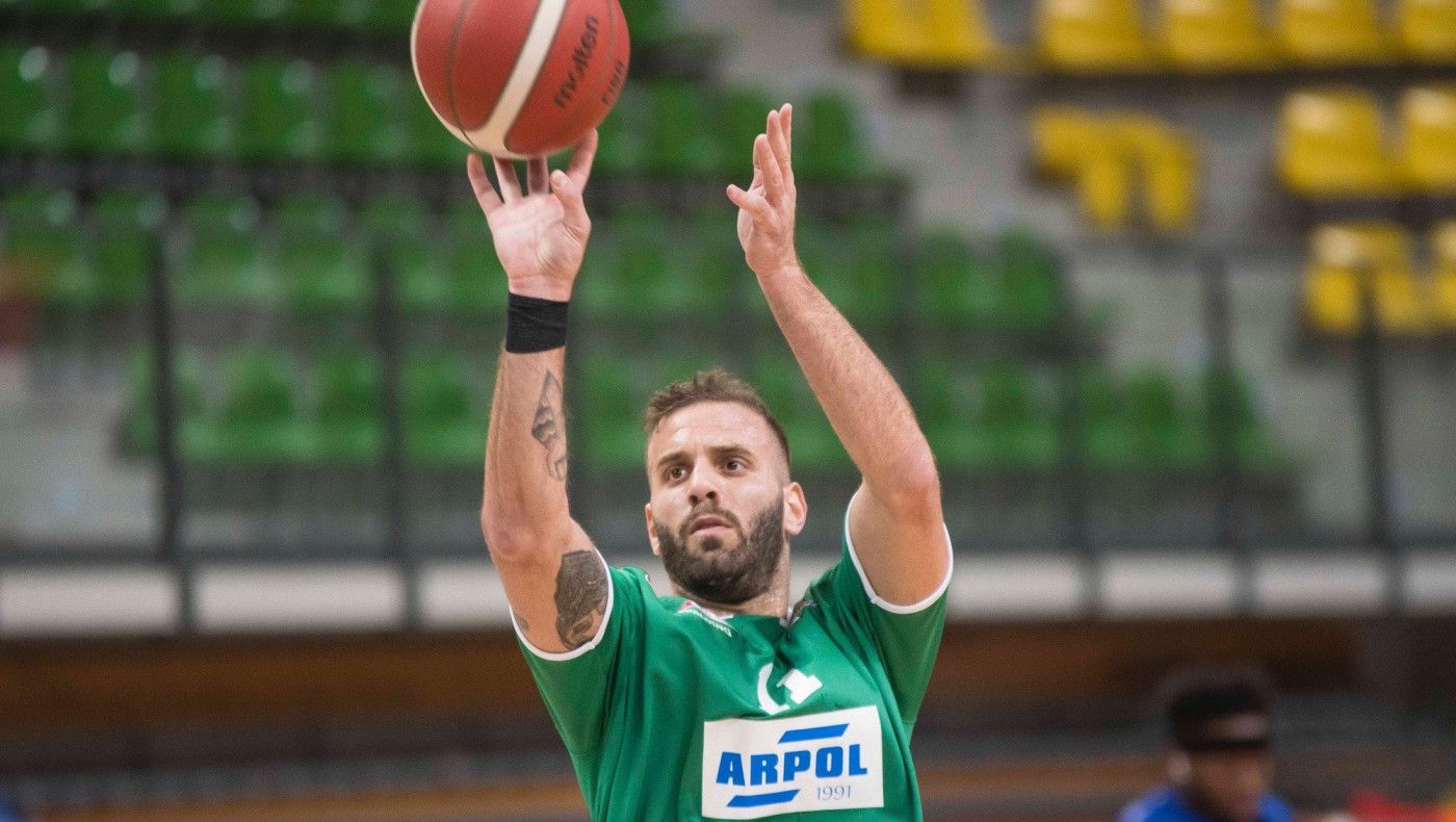 Αγωνία για τον Παππά, όλα δείχνουν σοβαρό τραυματισμό