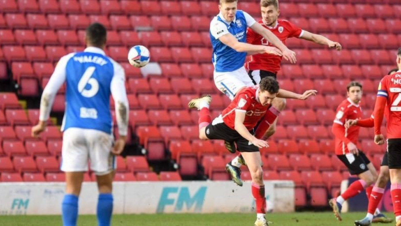 Viral: 19 κεφαλιές σε 50 δευτερόλεπτα!