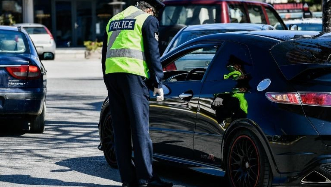 Κορωνοϊός: Λουκέτα και συλλήψεις σε ίντερνετ καφέ και μπαρ σε Σέρρες και Ημαθία