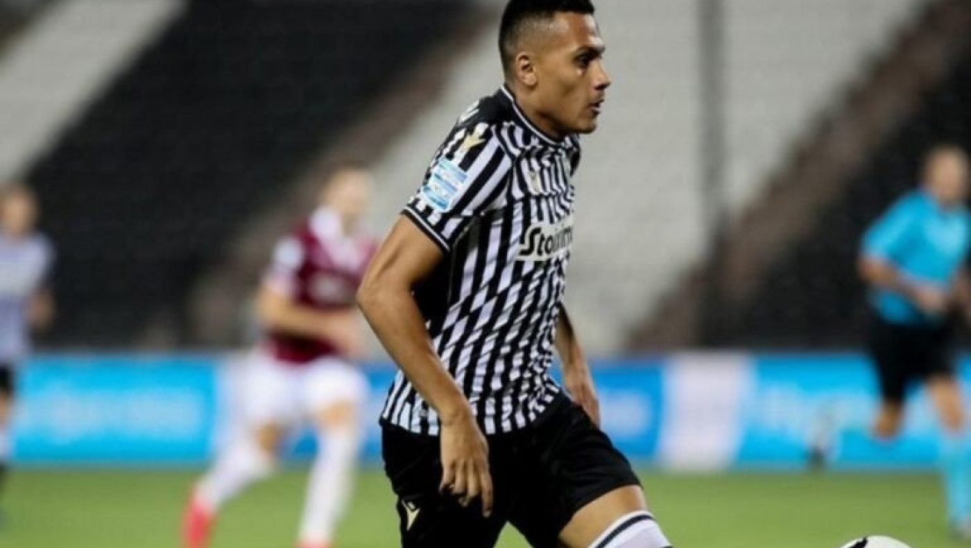 Το... like του Ζαμπά στον Μαουρίσιο μετά την ήττα του ΠΑΟΚ!