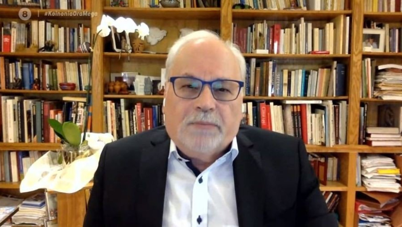 Ανατριχιαστική πρόβλεψη Παυλάκη: Θα έχουμε 3.000 νεκρούς τον Απρίλιο