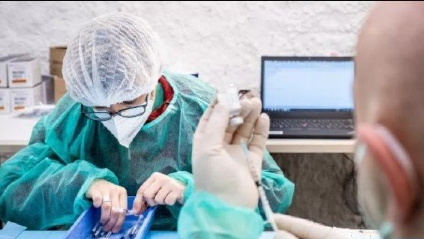 Φόβος στην Ιταλία, ακυρώσεις για εμβολιασμούς μετά το θάνατο 57χρονου δασκάλου