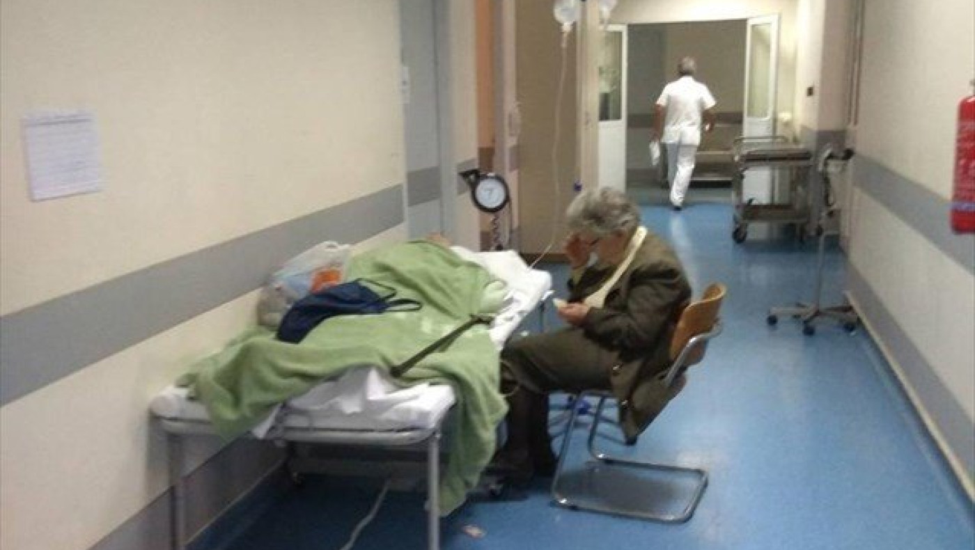 Καταγγελίες για εγκληματική ολιγωρία: Ασθενείς πεθαίνουν περιμένοντας για ΜΕΘ