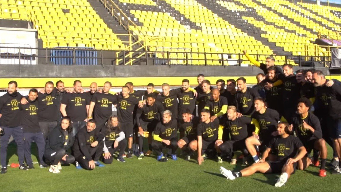 Άρης: Χαμός στο τρομερό πάρτι 107 ετών στα αποδυτήρια της ομάδας!