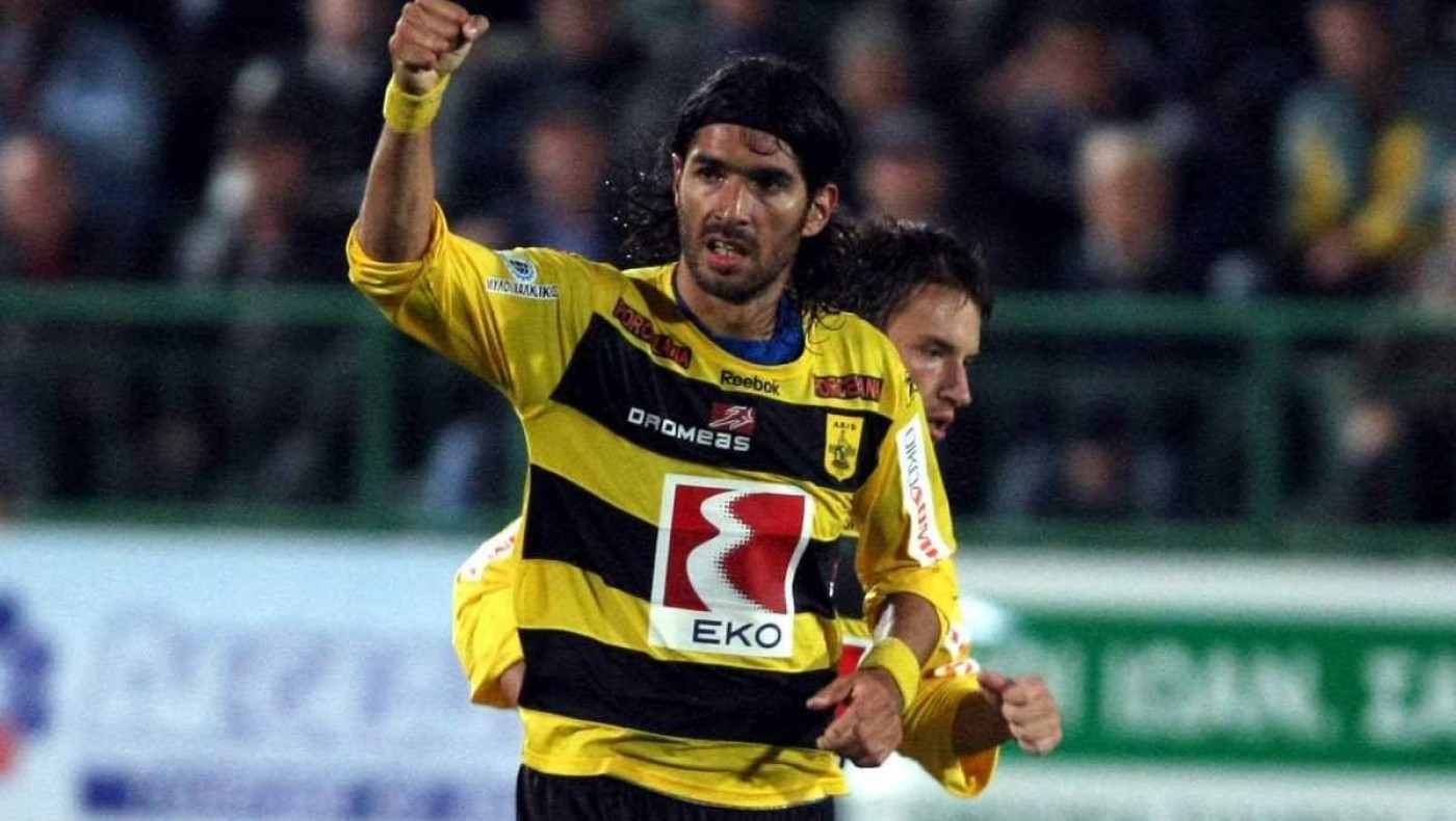 Σεμπάστιαν Αμπρέου: Στα 44 του υπέγραψε συμβόλαιο με την 31η ομάδα του